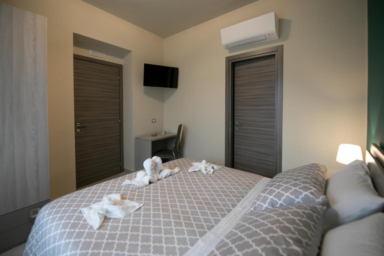 Hotel La Madonnina Nicosia Zewnętrze zdjęcie