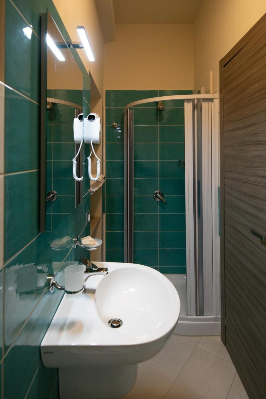 Hotel La Madonnina Nicosia Zewnętrze zdjęcie